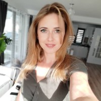 Elizabeth Isabella