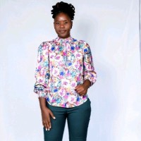 Nqobile R