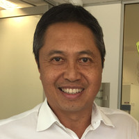Warren Lee