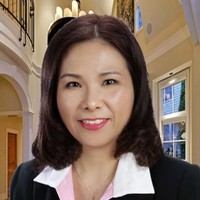 Winnie Ho