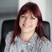 Faye Scott
