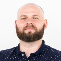 Антон Светлаков