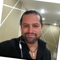 Robert Moreira