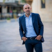 Manos Psarakis