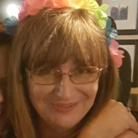 Nicola Kelly