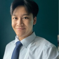 Victor Tran, Eit
