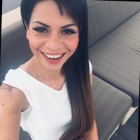 Nikola Davidová