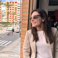 Amanda Díaz-Hellín  Lucio