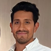 Carlos Linares