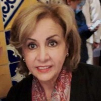 Claudia Araujo