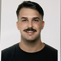 Adrián Trujillo