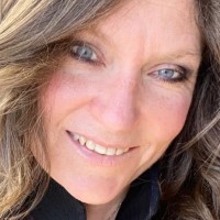 Tammy Vallieres
