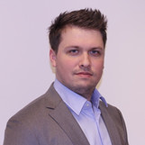 Máté Karika