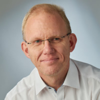 Dr. Hubert Ortner