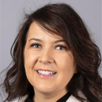 Erin Tellez, Ccm