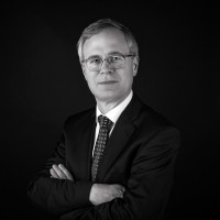Dirk Bernard