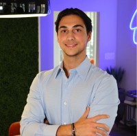 Nezam Hakimi