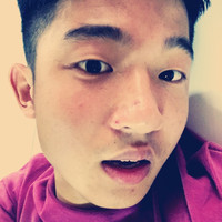 李仕龙