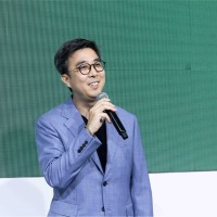 Eric (Ihl Young) Chung