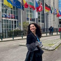 Lizi Lazare