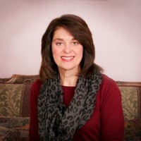 Sandra Thiel