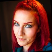 Holly Barnett-Starrett