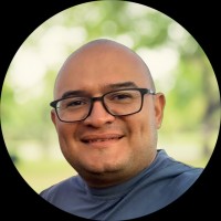 Edward Paz
