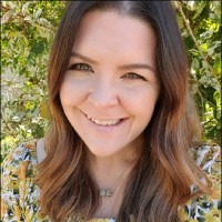 Lauren Cavati, BPsych, MSW, AMHSW