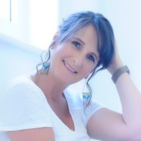 Lynette Marshall