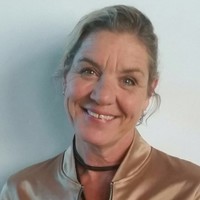 Larchmont-Barbara Peeters