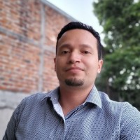 Rolando Moza