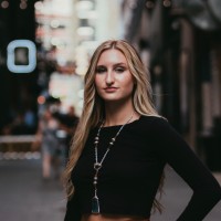 Jacquelyn Dueweke