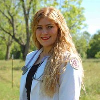 Jenna Gambino, Rn