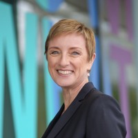 Doris Bernhard