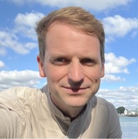 Simon Laws