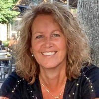 Yolande Van De Mond
