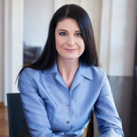 Dr. Lidija Bašič Jančar