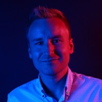 Chris R.