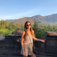 María Cheliz Uson