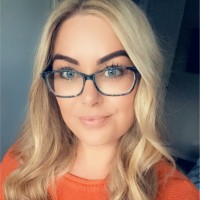Suzi Hart