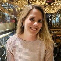 Nienke Hartholt