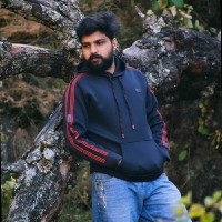 Seshan M R