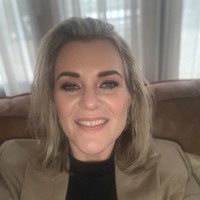 Sharon Kloosterboer