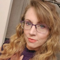 Crystal Reviea