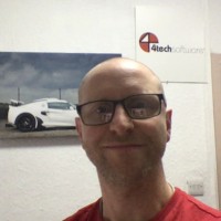 Daniel Lewis