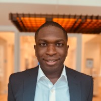 Tosh Oyerinde