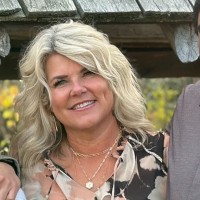 Stefanie Hatch
