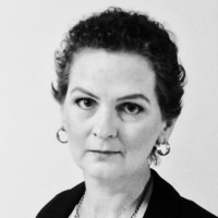 Nicole Phillips