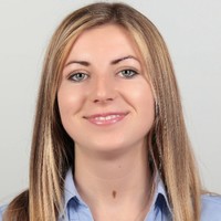 Eszter Teglas
