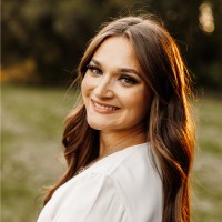 Alexandra Brad